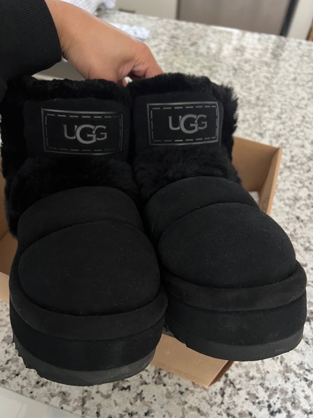 UGG Classic Chillapeak -Black Pre Owned